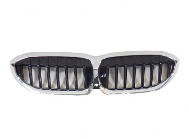 BMW 3 SERIES  G20 GRILLE W/ CAMERA HOLE