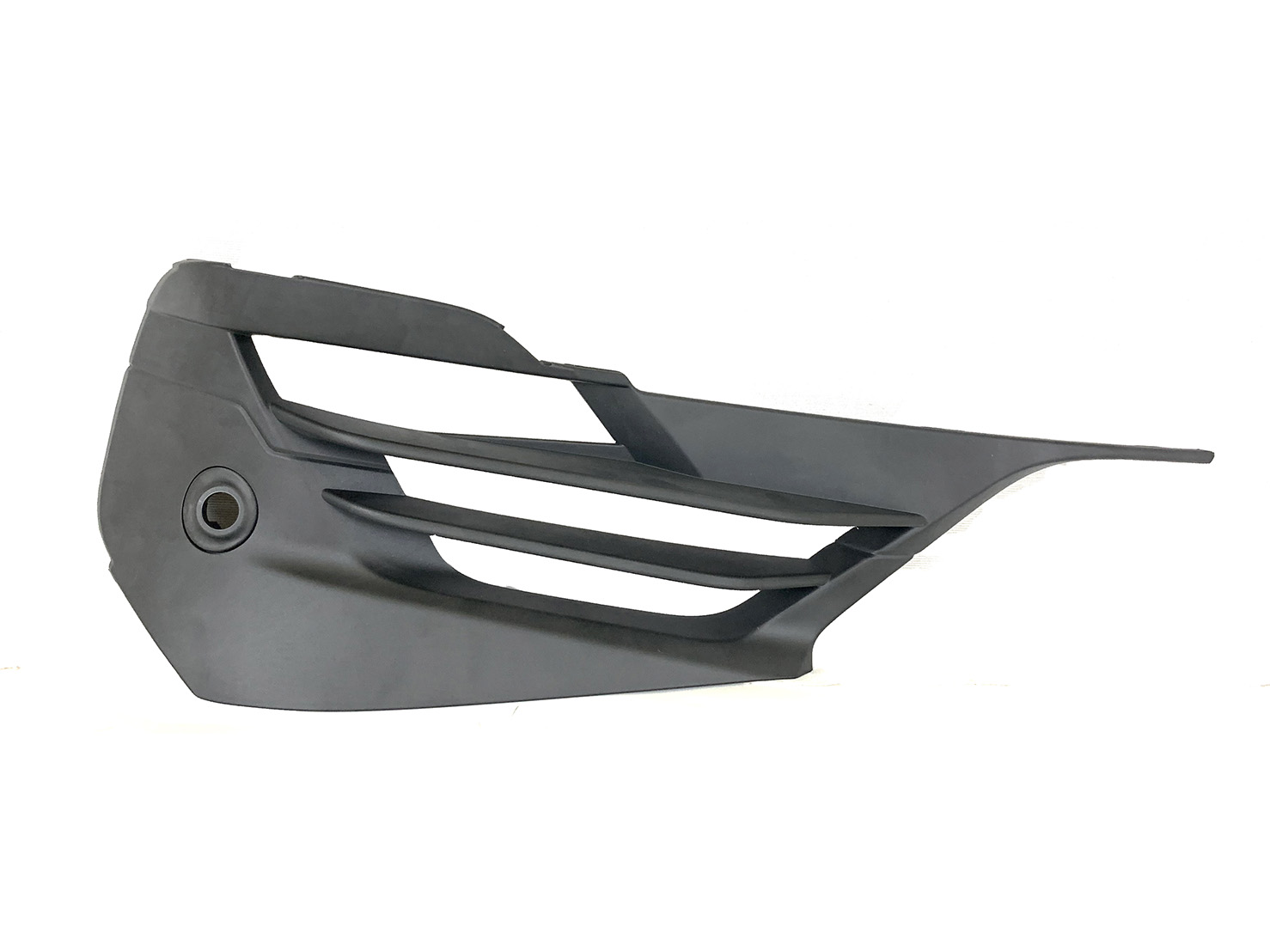 BMW 2 SERIES F46 SIDE GRILLE W/ PDC RH